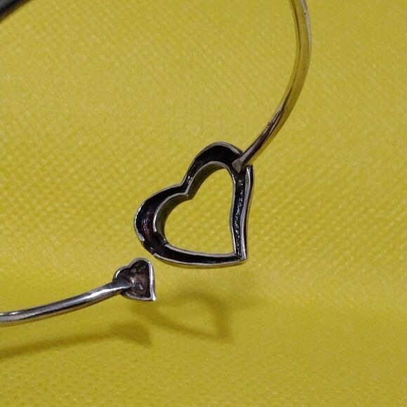 Double-Heart Bangle Sterling Silver 925 Bracelet No Clasp Wearable 10 Grams - Picture 7 of 13